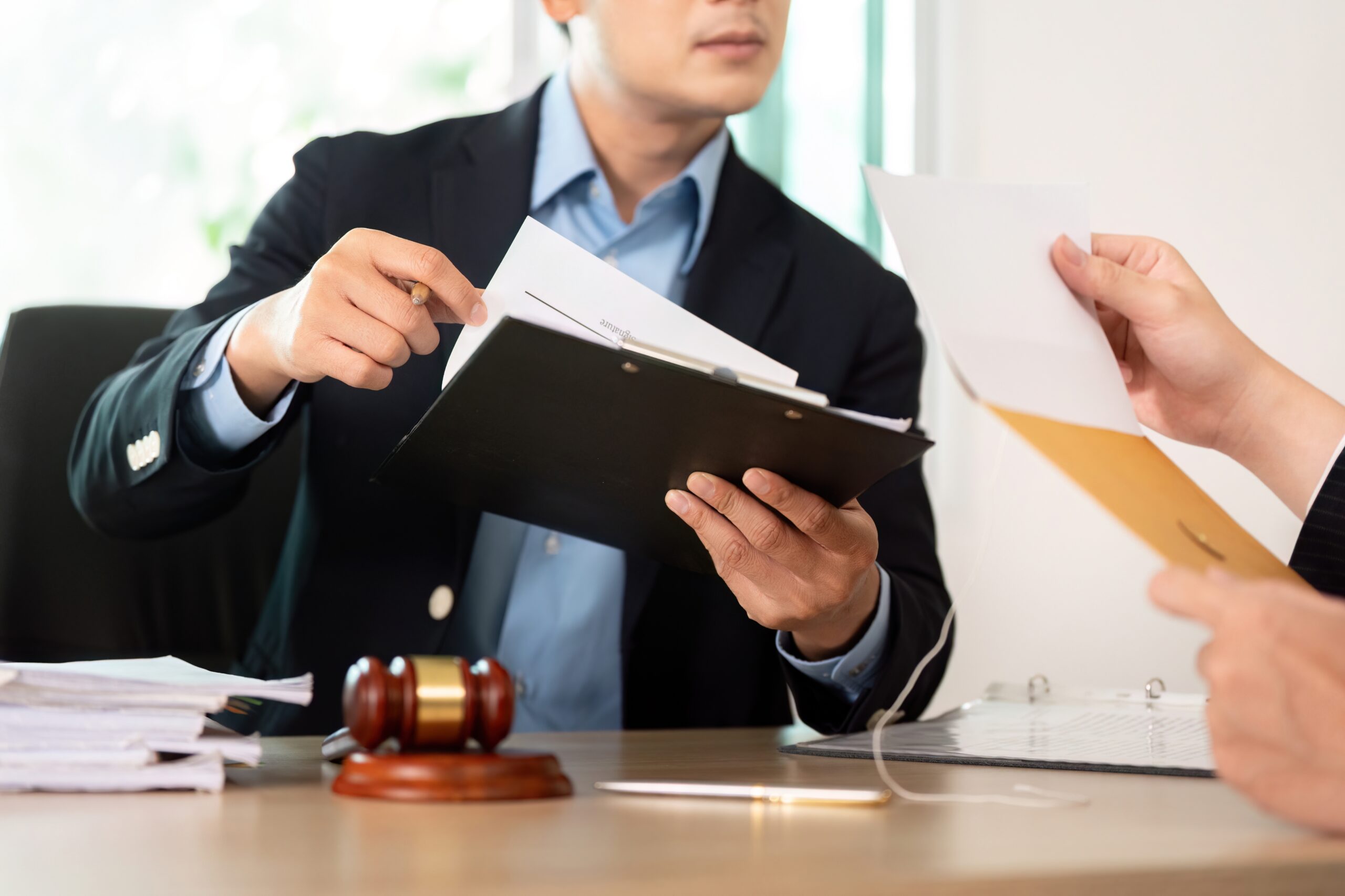 Florida’s 14-Day PIP Rule After a Car Crash: Quiet, Practical Guidance from a St. Petersburg Personal Injury Attorney 